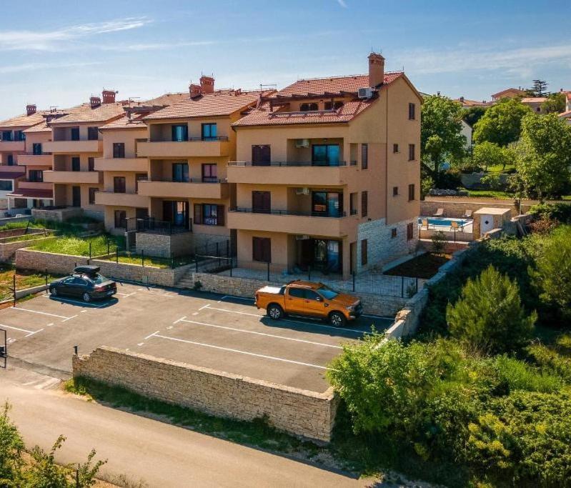 Cesare Apartment, With Swimming Pool And Sea View Ližnjan Exterior foto
